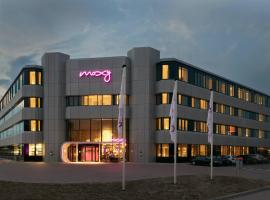 Moxy Amsterdam Schiphol Airport，位于霍夫多普的酒店