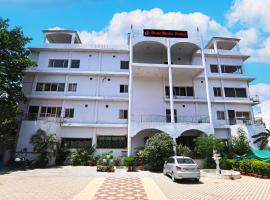 Hotel Udika Palace，位于Kaohni的酒店