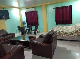 DREAM CITY HOTEL，位于Cayerson的酒店