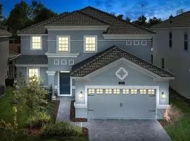 Villa at Champions Gate Resort in Orlando near Theme Parks with Private Pool, SPA & Movie Theater