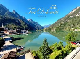 Hotel TEA DOLOMITI - Lago di Alleghe - Monte Civetta，位于阿莱盖的酒店