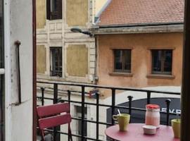 hyper centre Annecy et bord du lac，位于安锡的酒店