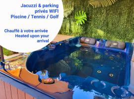 Évasion à deux, domaine prestigieux, jacuzzi et parking privés, piscine，位于戛纳的高尔夫酒店