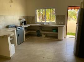 Los Amores Apartments C，位于Pérula的酒店