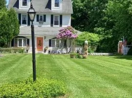 Elegantly English Catskills