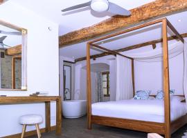 Cottage - La Maison du Château - By DOMAINE RIBERACH，位于贝莱斯塔的酒店