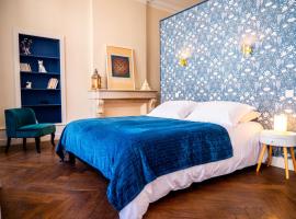 La CHAMBRE BLEUE，位于Lézat-sur-Lèze的酒店