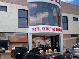 Hotel Executivo Boulevard，位于莫索罗莫索罗机场 - MVF附近的酒店