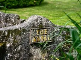 The Knoll Historic Guest Farm