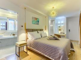 Irini Luxury Rooms，位于斯普利特的海滩短租房
