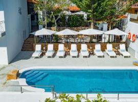 Luxury White Castle Ibiza，位于圣若法尔萨克鲁的酒店