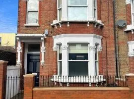 Four Bedroom modern Victorian Wandsworth House