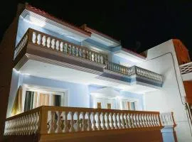 Beach Blue Villa