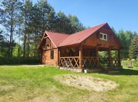 Duży domek przy lesie，位于Lutek的酒店