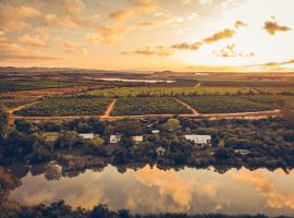 Ndlovu Addo River Lodge，位于Kirkwood的自助式住宿