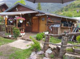 LA CABANE, petite chambre agréable dans maison en bois，位于瓦尔代布洛尔的酒店