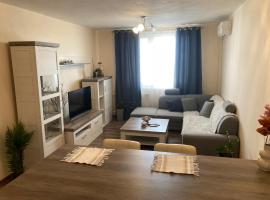 2 Rooms Apartment in Michalovce，位于米哈洛夫采的度假短租房
