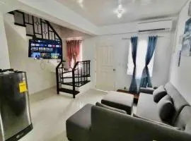 Full Aircon Camella House w/ wifi Netflix hotwater