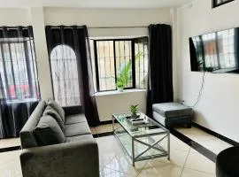 Comfortable 3-Bedroom Condo in Bellavista, Guayaquil