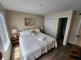 Classy & comfortable condo!