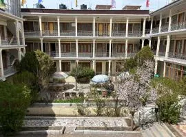 Hotel Galdan Continental
