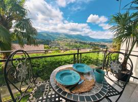 Suite Apartment with a view and free parking，位于卢加诺的酒店