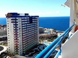 Luxury Kim Apartment, Ocean View & Wifi Free，位于帕莱索海滩的豪华酒店