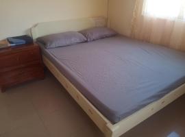 Room in Lobo Triple N Homestay 3rd N，位于Soloc的酒店