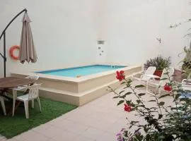 The Valley Maisonette with private pool in M'scala