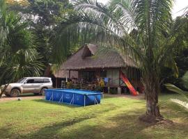 Rustic Cabin - Tambopata Natural Reserve，位于马尔多纳多港的乡村别墅