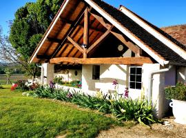 Gîte de charme dans un cadre calme et reposant，位于沙泰勒罗的酒店