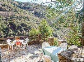 2 Bedroom Amazing Home In Olargues，位于奥拉尔盖的别墅