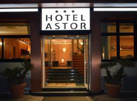 阿斯特酒店，位于博洛尼亚博洛尼亚展览中心的酒店