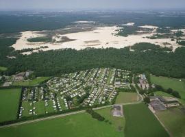 杜因霍姆假日公园，位于Udenhout的豪华帐篷营地