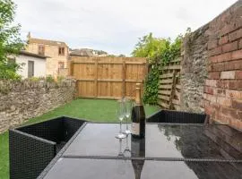 Church House - 2 Bed-Sleeps 4-TJS21CH