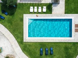 Marble Pool Villa，位于帕斯蒂达的度假屋