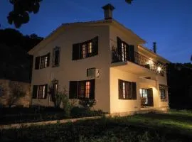 Sonia Rustic Mansion - 5bd 30 Sec Walk To Beach