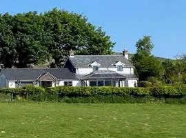 Tranquil 3-Bed Cottage Near Lake Vyrnwy