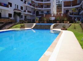 Apartment Residence Al Kassaba, Beach, Pool, Fast Wifi，位于拉乌的酒店