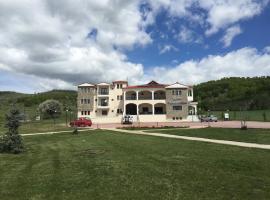 Hotel Terelidis House，位于Varikón的酒店