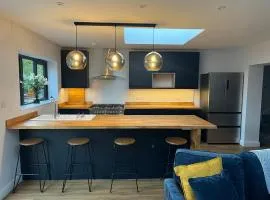 3 bed luxury open plan living