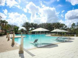 Pool Home Champions Gate Area with Resort Amenities Next to Disney，位于达文波特的度假村