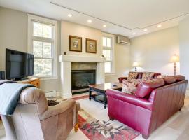 Castle Hill Resort Condo: 5 Mi to Slopes at Okemo!，位于Proctorsville的酒店