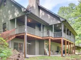 Relaxing Saluda Home Near Waterfall Trails!