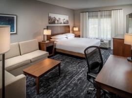 Delta Hotels by Marriott Huntington Mall，位于巴伯斯维尔Tri-State (Milton J. Ferguson Field) - HTS附近的酒店