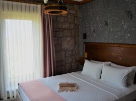 Le Petit Hotel ve Bağ Evi，位于博兹贾阿达岛的豪华帐篷营地