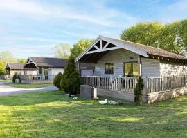 Kingfisher Lodge, Redlake Farm, Nr Glastonbury