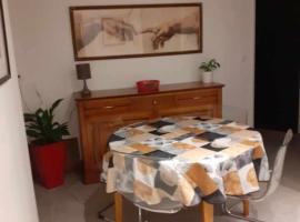 Casa Mia Casa Tua，位于Déville-lès-Rouen的酒店