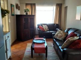 At Home Apartments，位于莫科帕内的酒店
