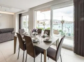 Seafront Luxury Apartment